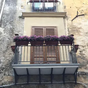  Casa vacanze Ballarò Italia
